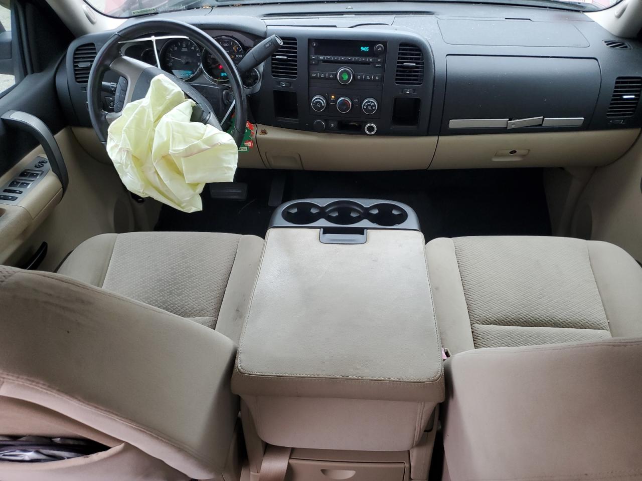 2007 Chevrolet Silverado - Image 8