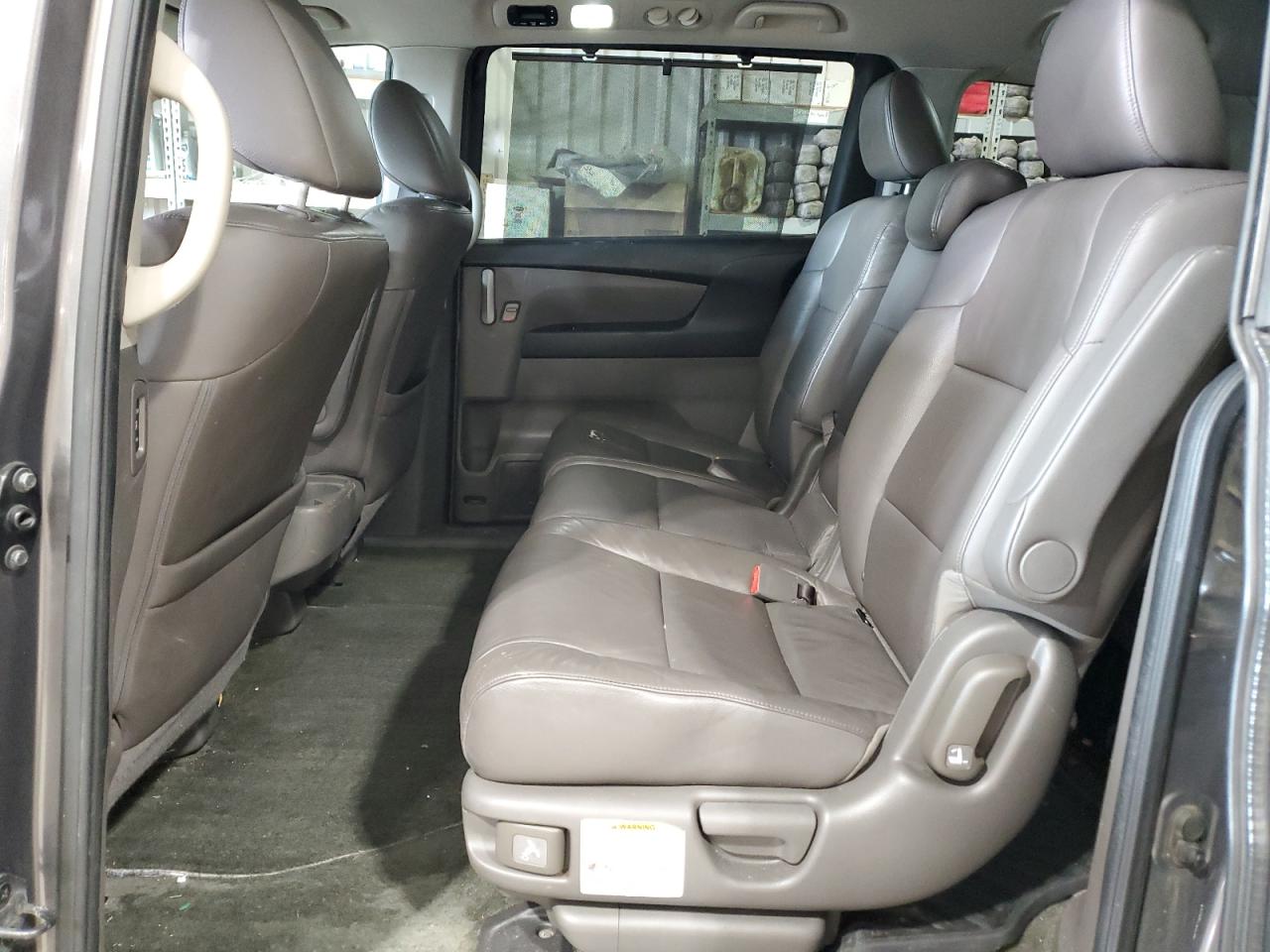 2013 Honda Odyssey - Image 11