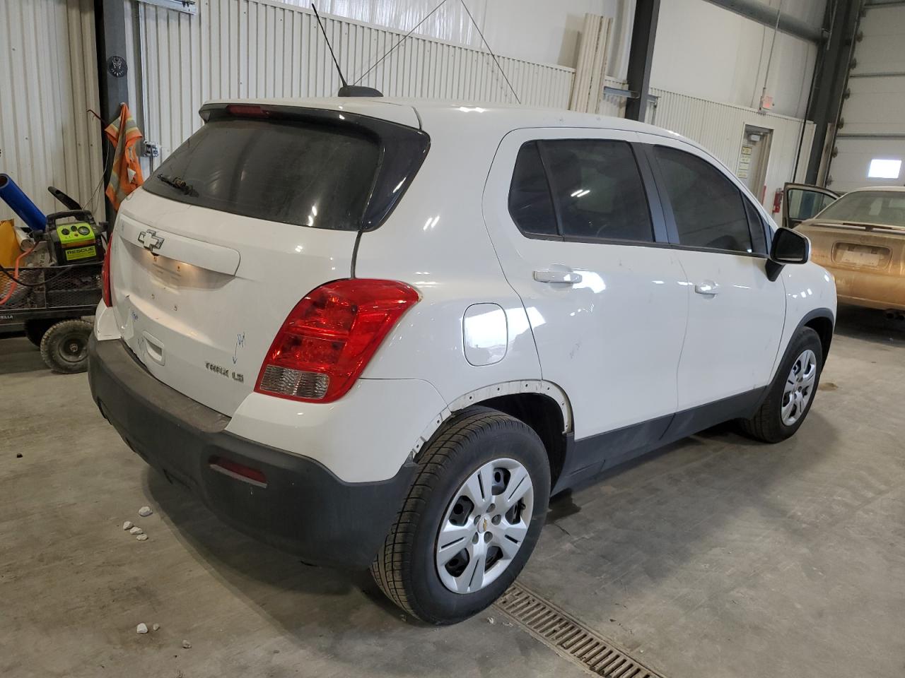 2016 Chevrolet Trax - Image 3