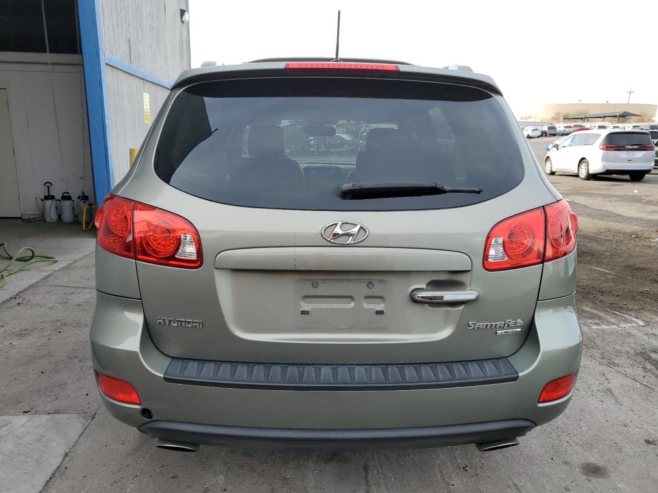 2009 Hyundai Santa Fe - Image 6