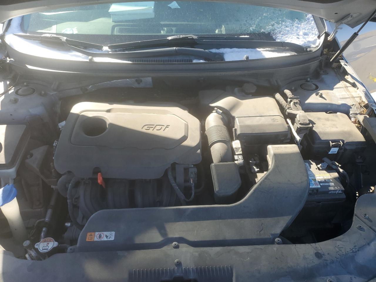 2015 Hyundai Sonata - Image 11
