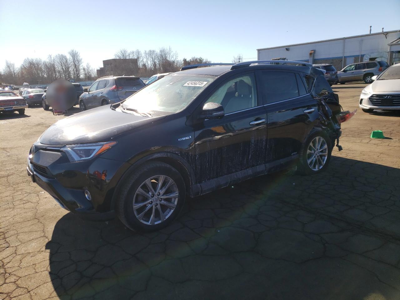 2017 Toyota RAV 4 - Image 1
