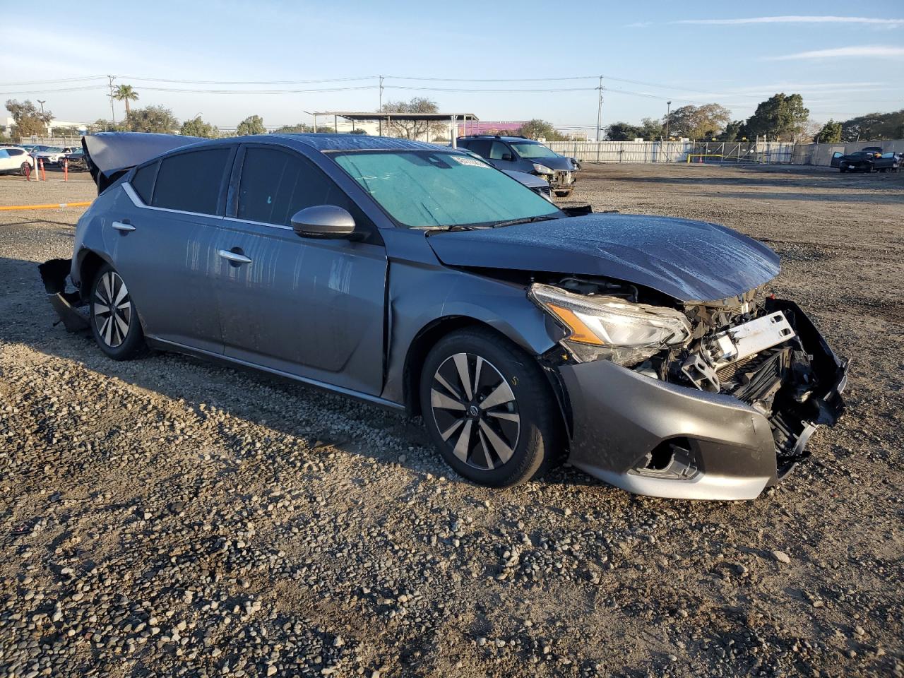 2019 Nissan Altima - Image 4
