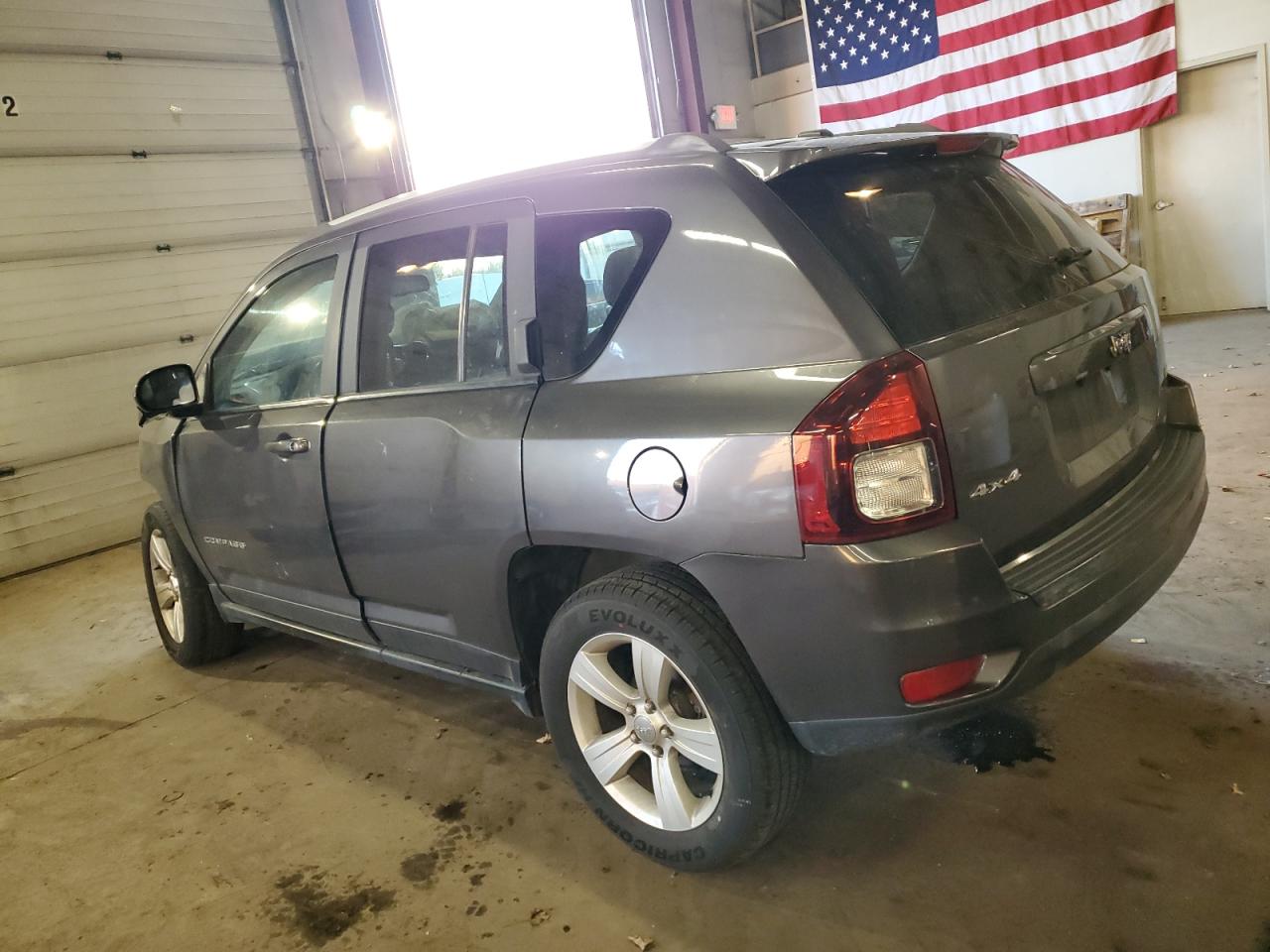 2015 Jeep Compass - Image 2