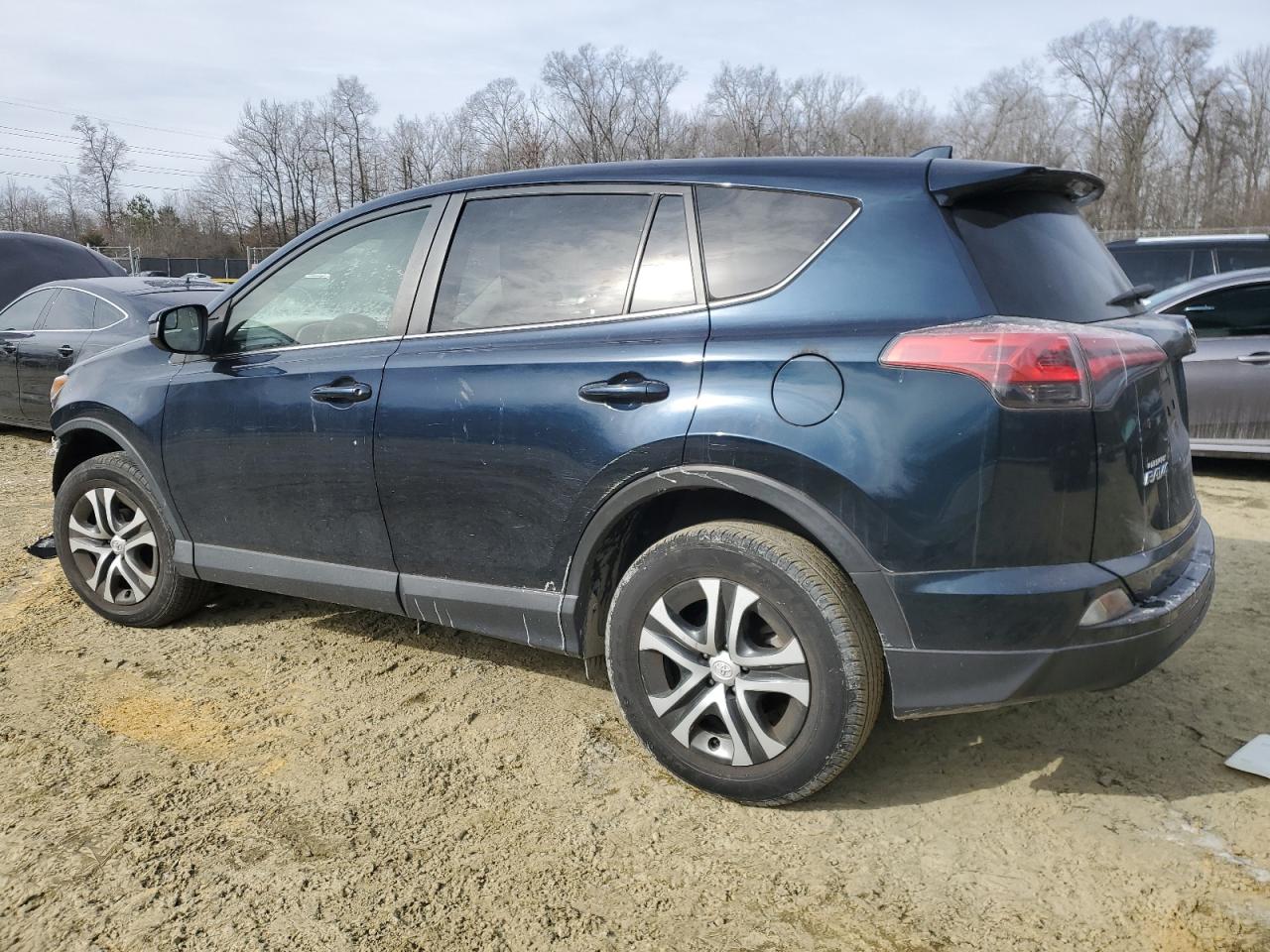 2018 Toyota RAV 4 - Image 2