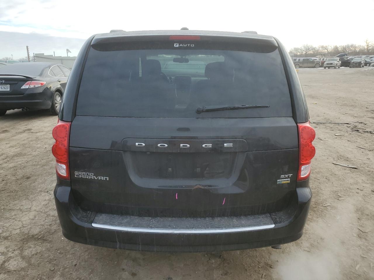2016 Dodge Caravan - Image 6