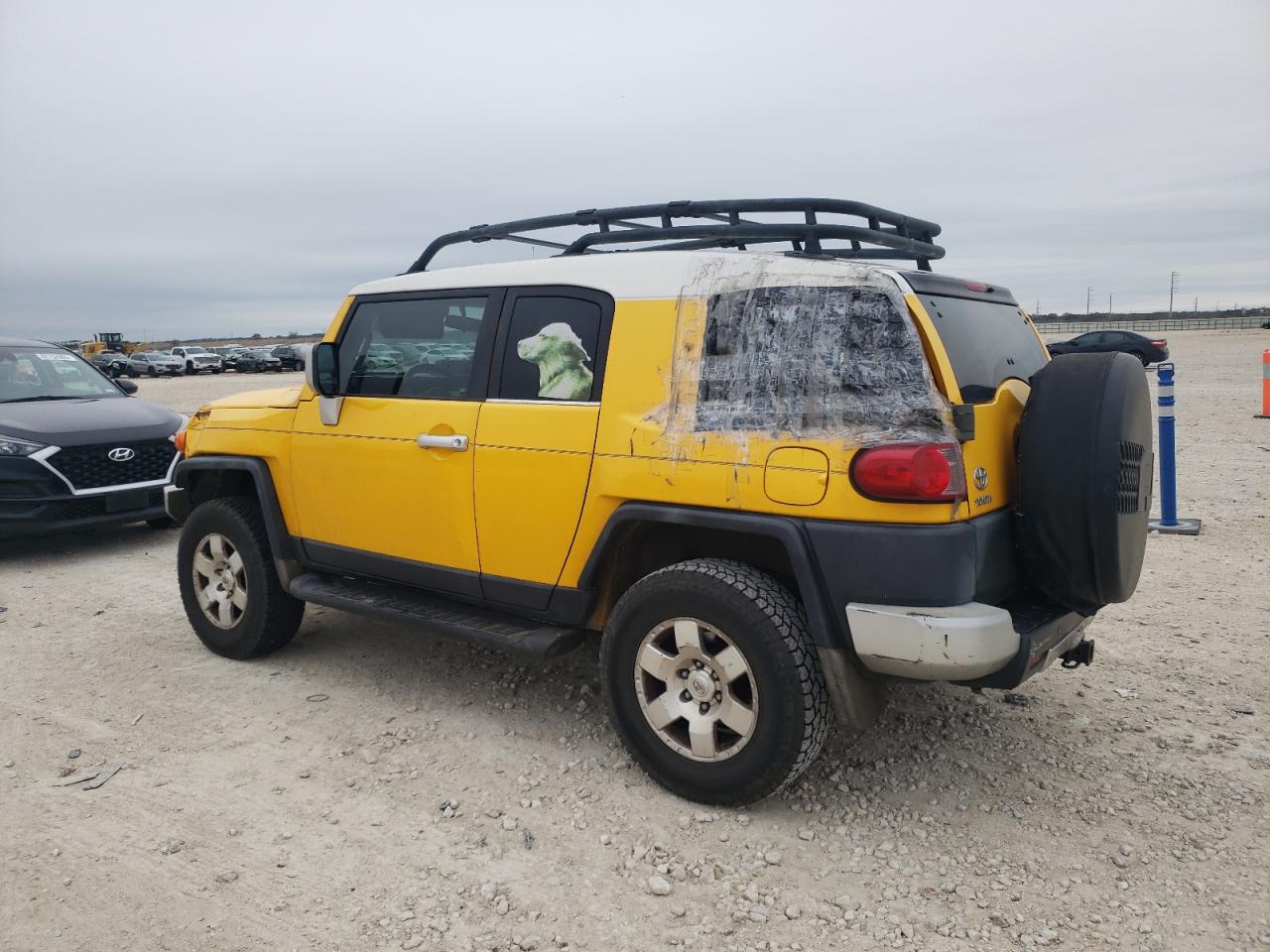 2007 Toyota FJ Cruiser - Image 2
