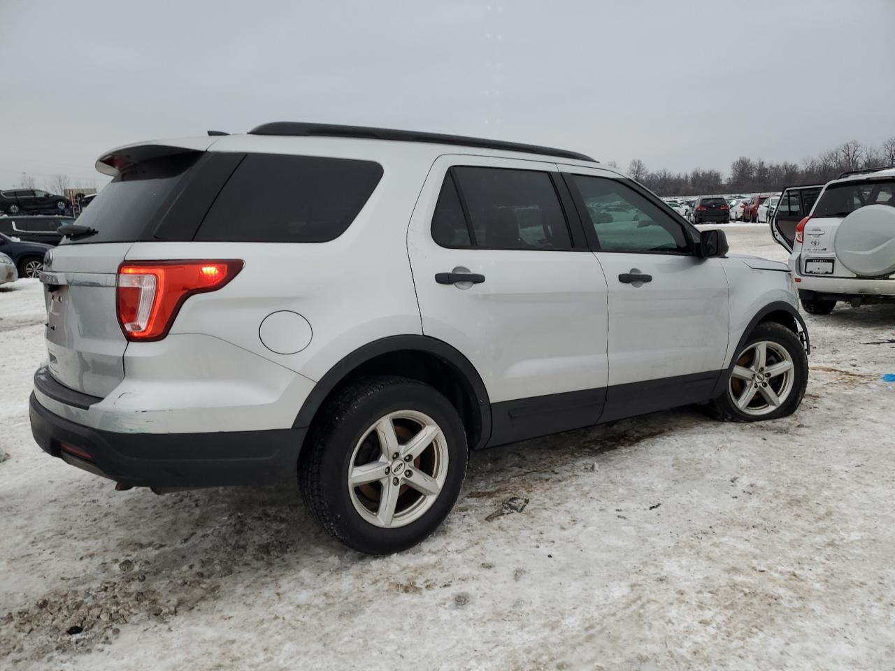 2018 Ford Explorer - Image 3