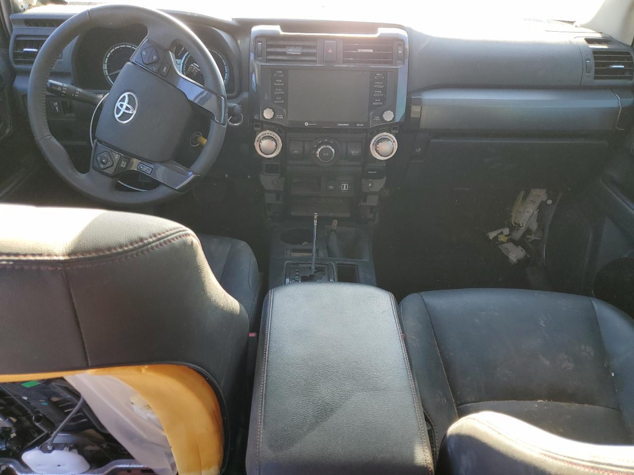 2020 Toyota 4Runner - Image 8