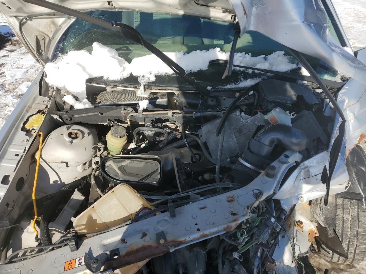 2005 Ford Focus - Image 12