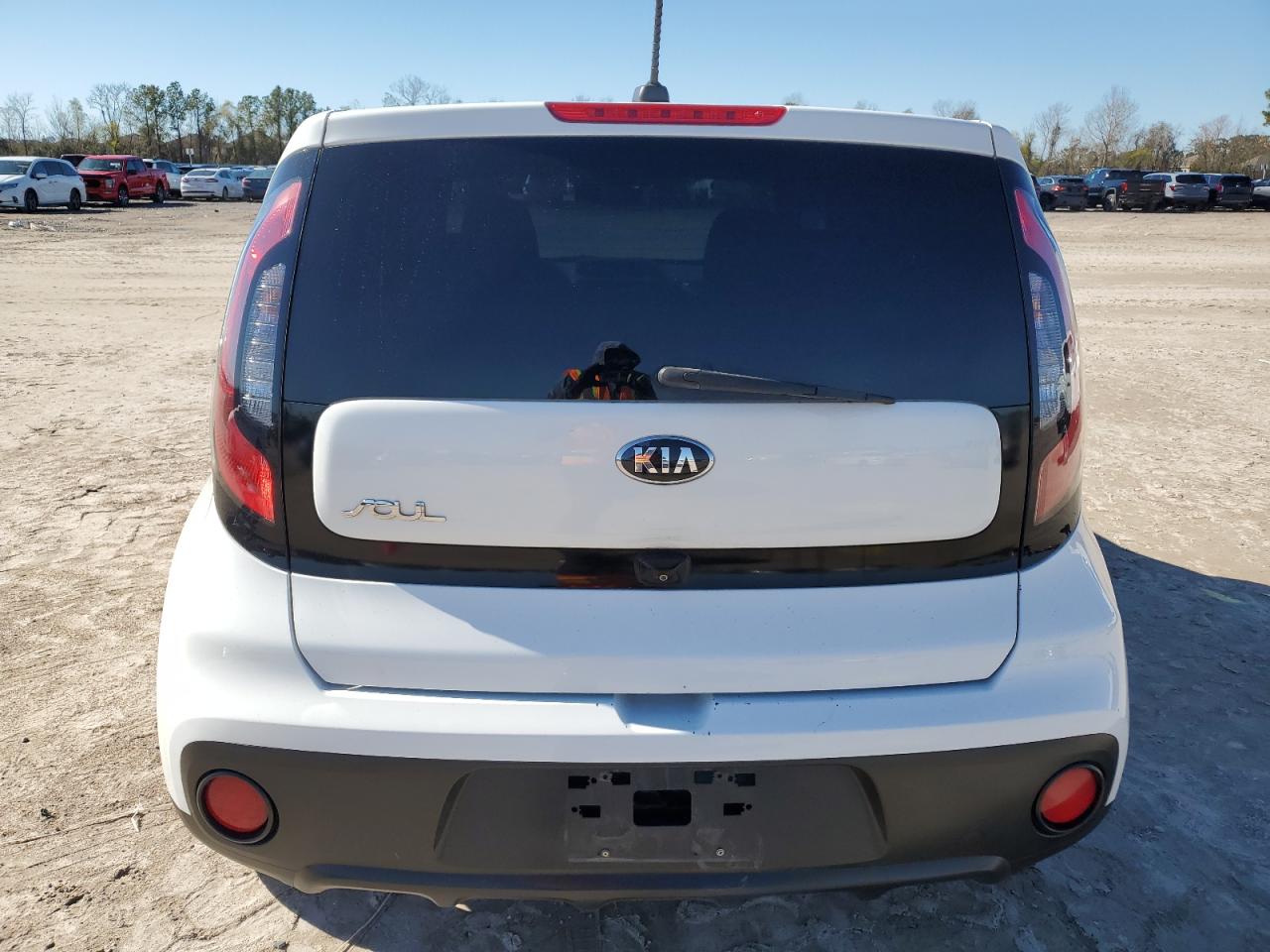 2017 Kia Soul VIN: KNDJN2A26H749917 Lot: 87248714