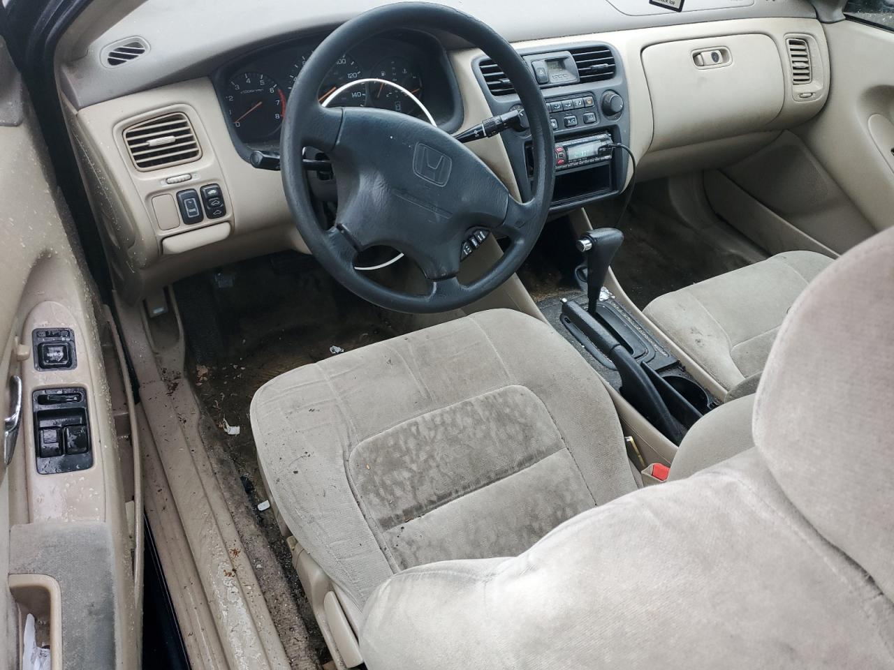 2000 Honda Accord - Image 8