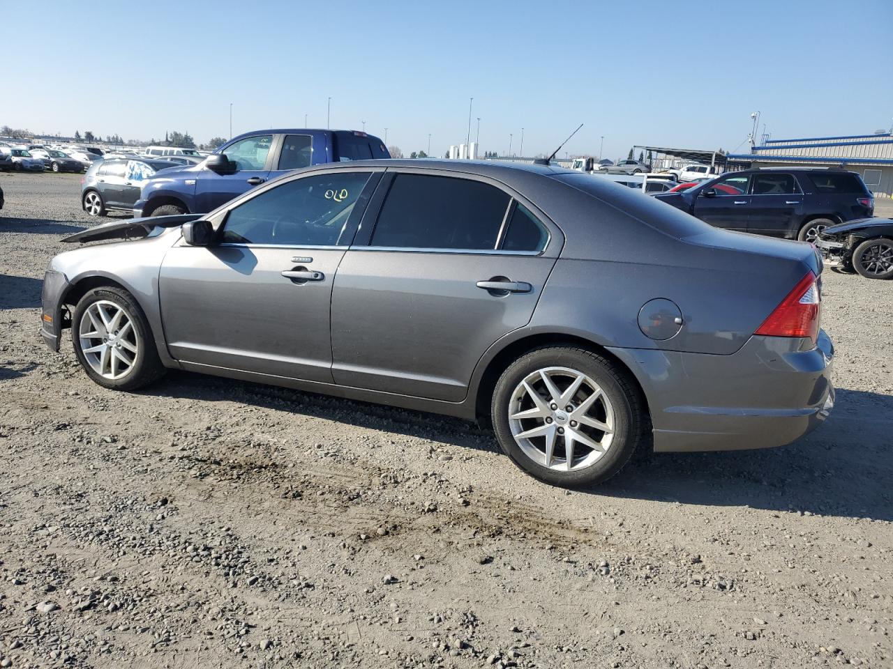 2012 Ford Fusion - Image 2
