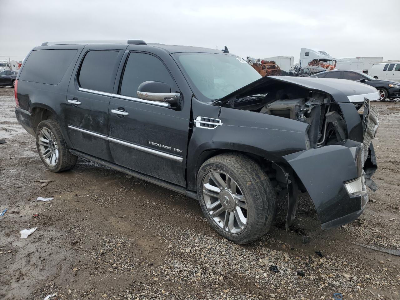 2013 Cadillac Escalade - Image 4