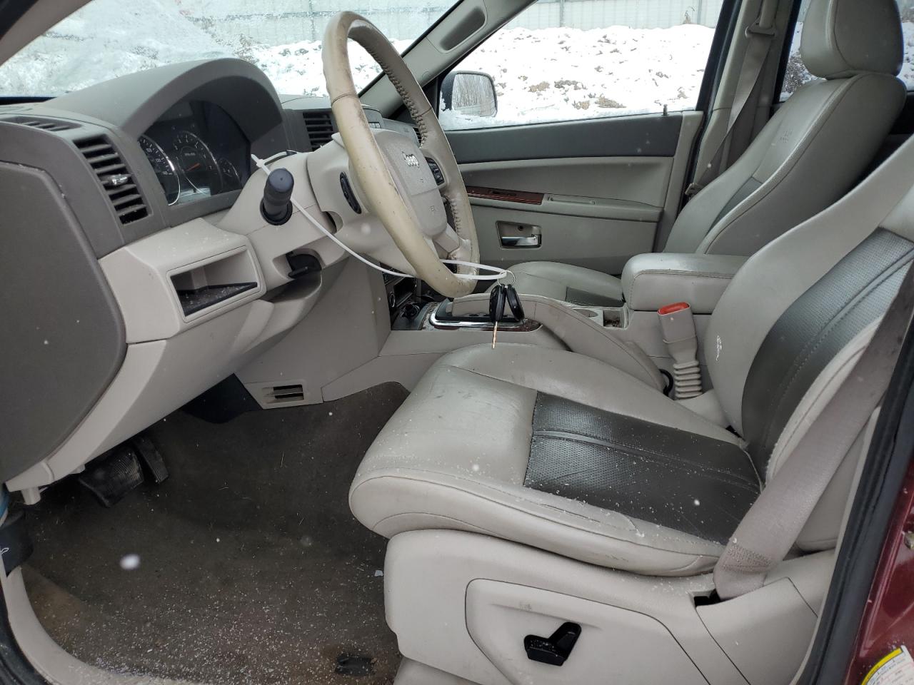 2007 Jeep Grand Cherokee - Image 7
