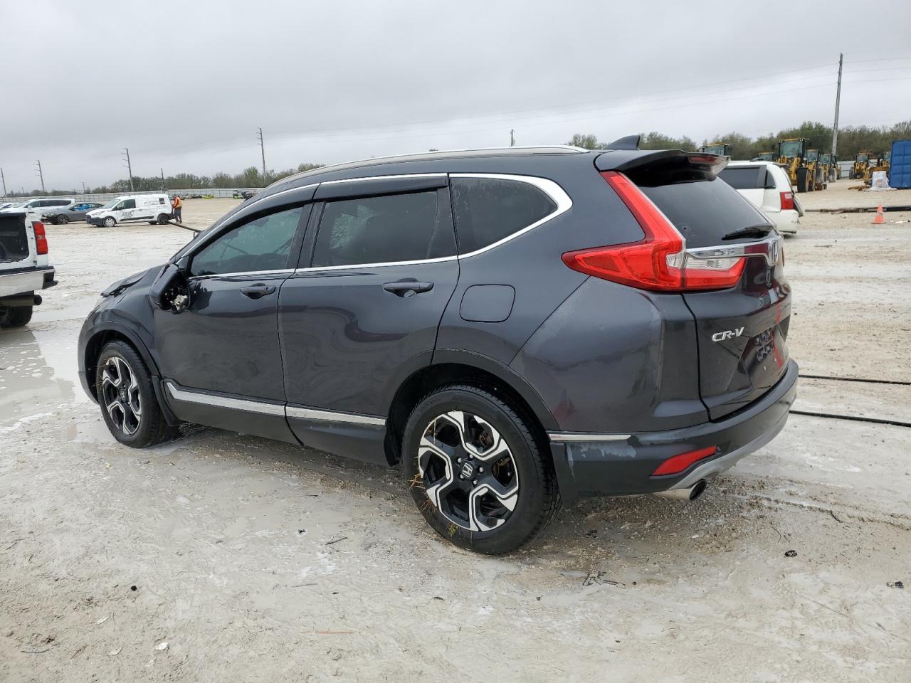 2017 Honda CR-V - Image 2