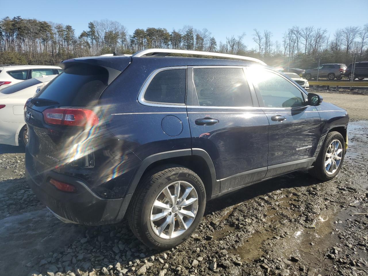 2016 Jeep Grand Cherokee - Image 3