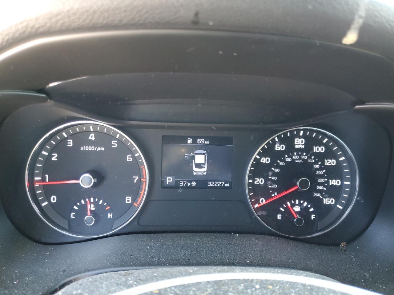 2021 Kia Forte - Image 9