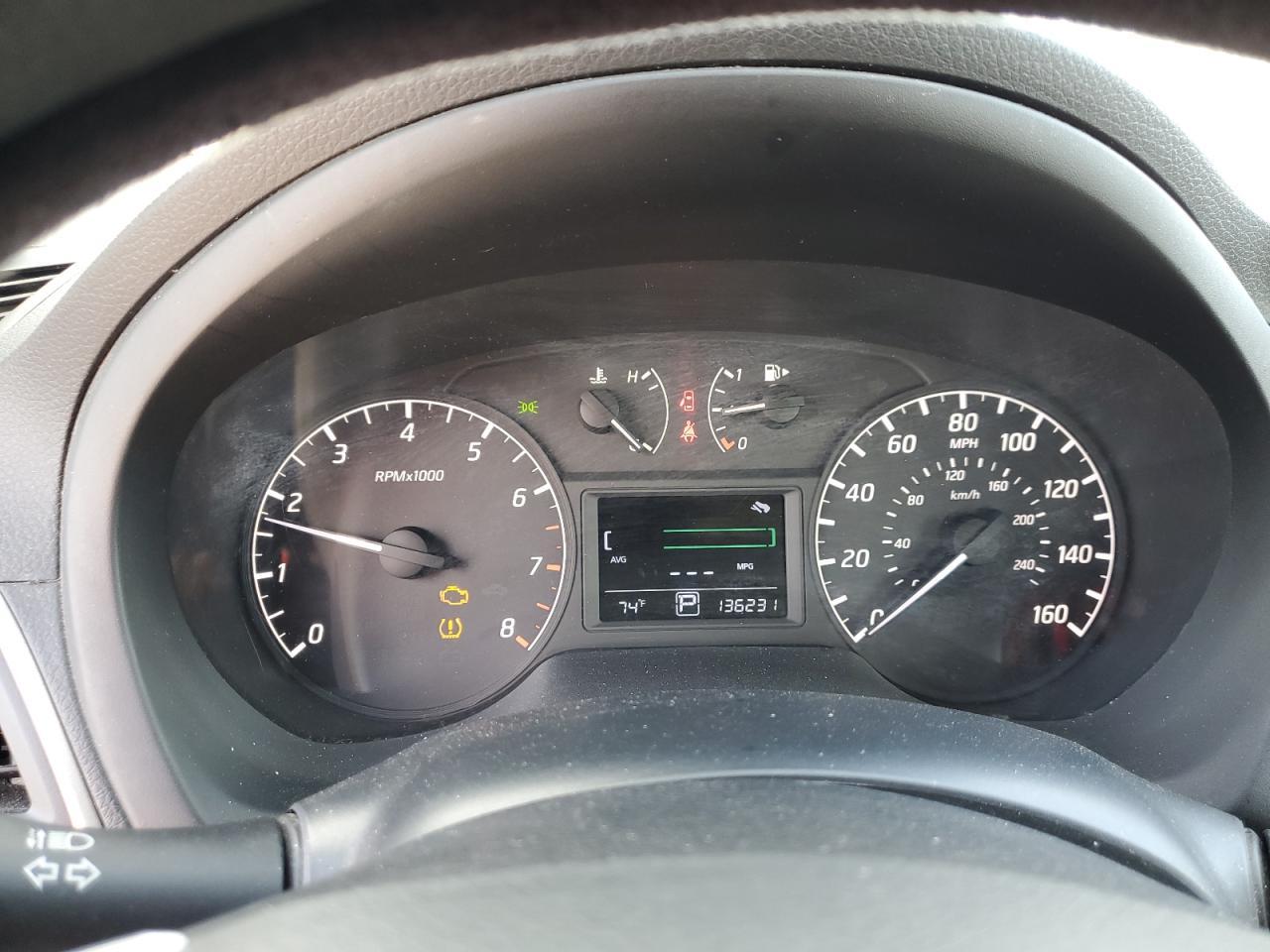 2015 Nissan Sentra - Image 9