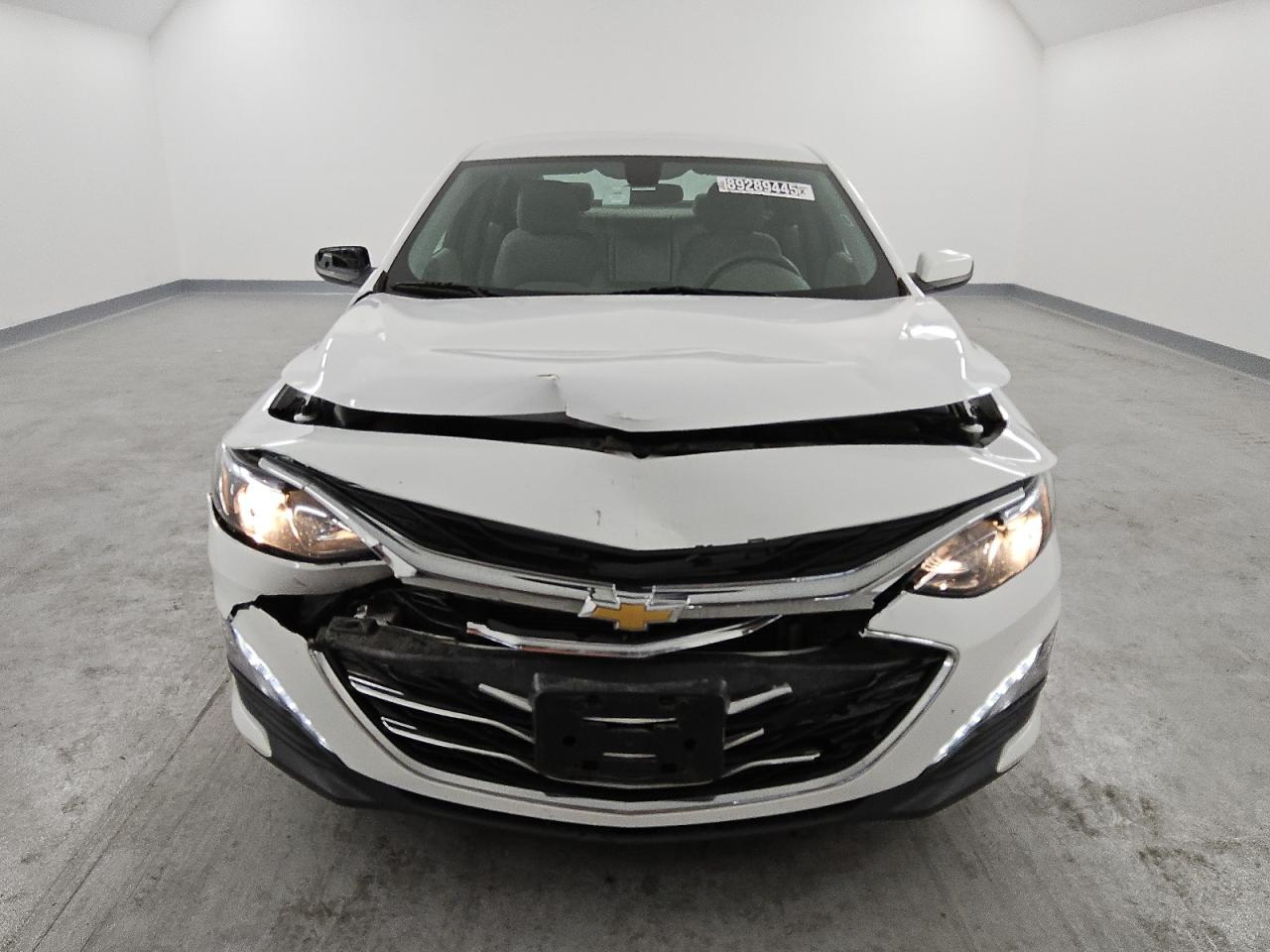 2022 Chevrolet Malibu - Image 5