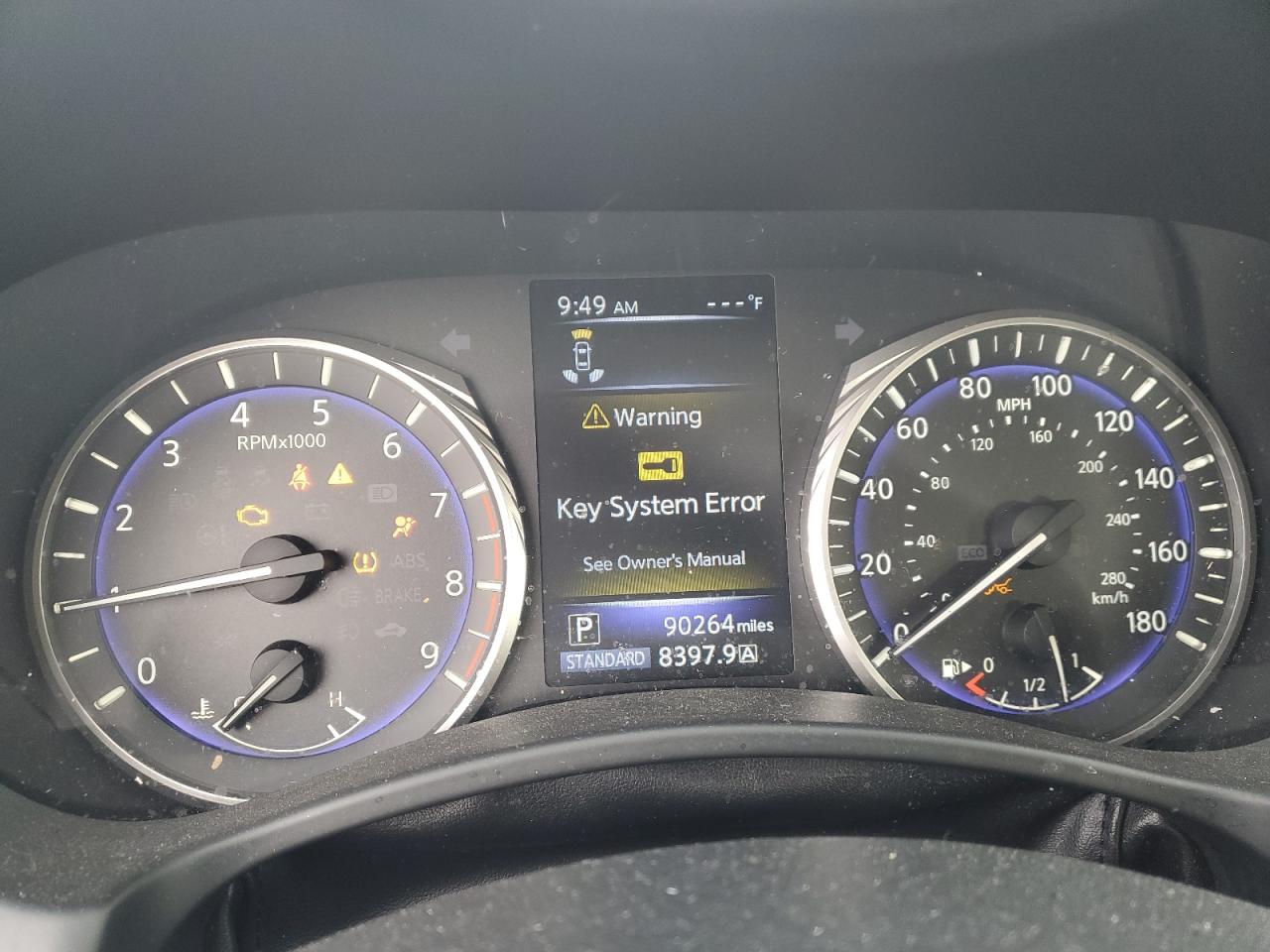 2019 Infiniti Q60 - Image 9