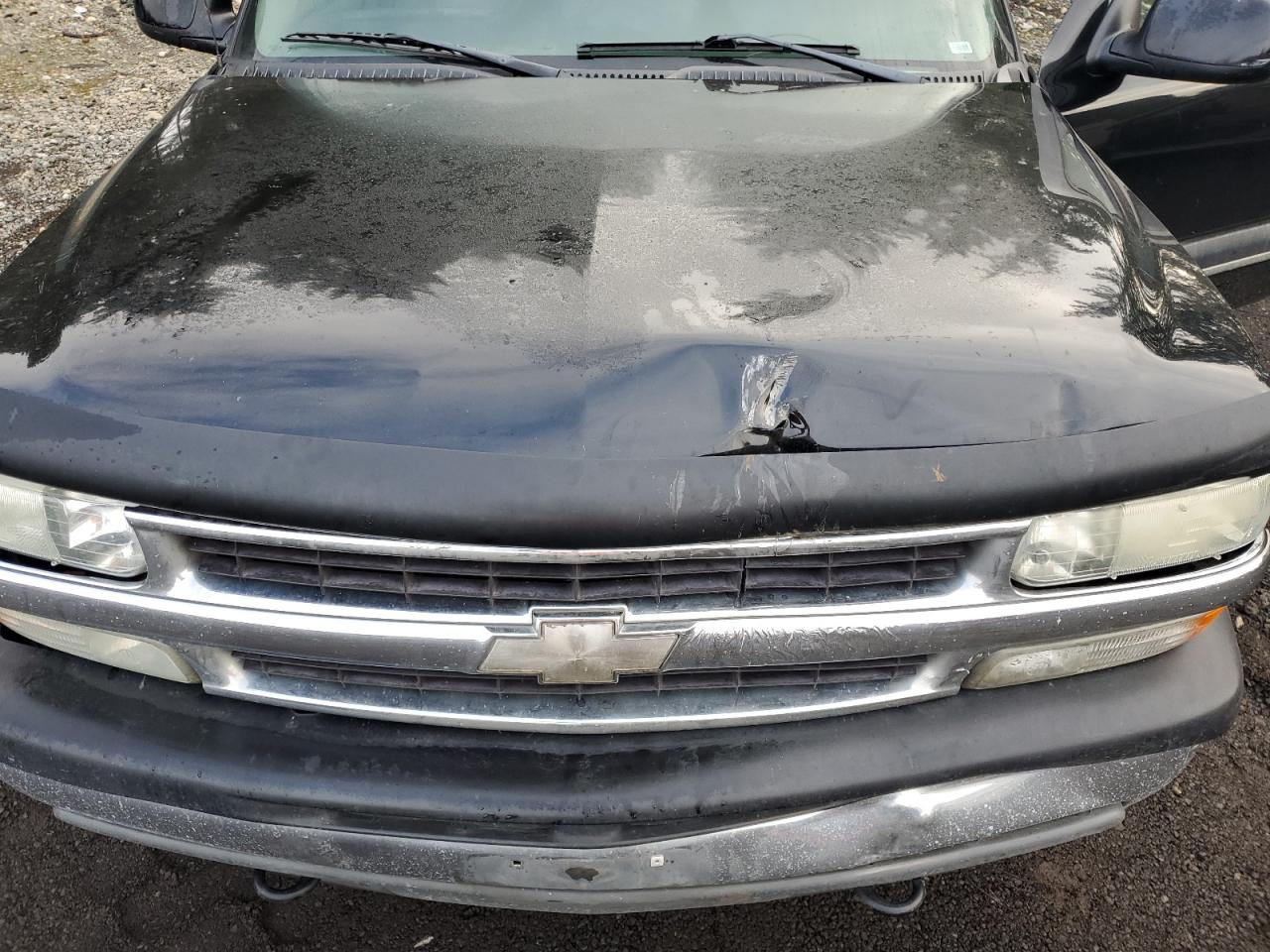 2003 Chevrolet Tahoe - Image 12