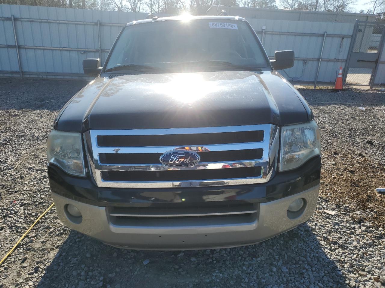 2010 Ford Expedition - Image 5
