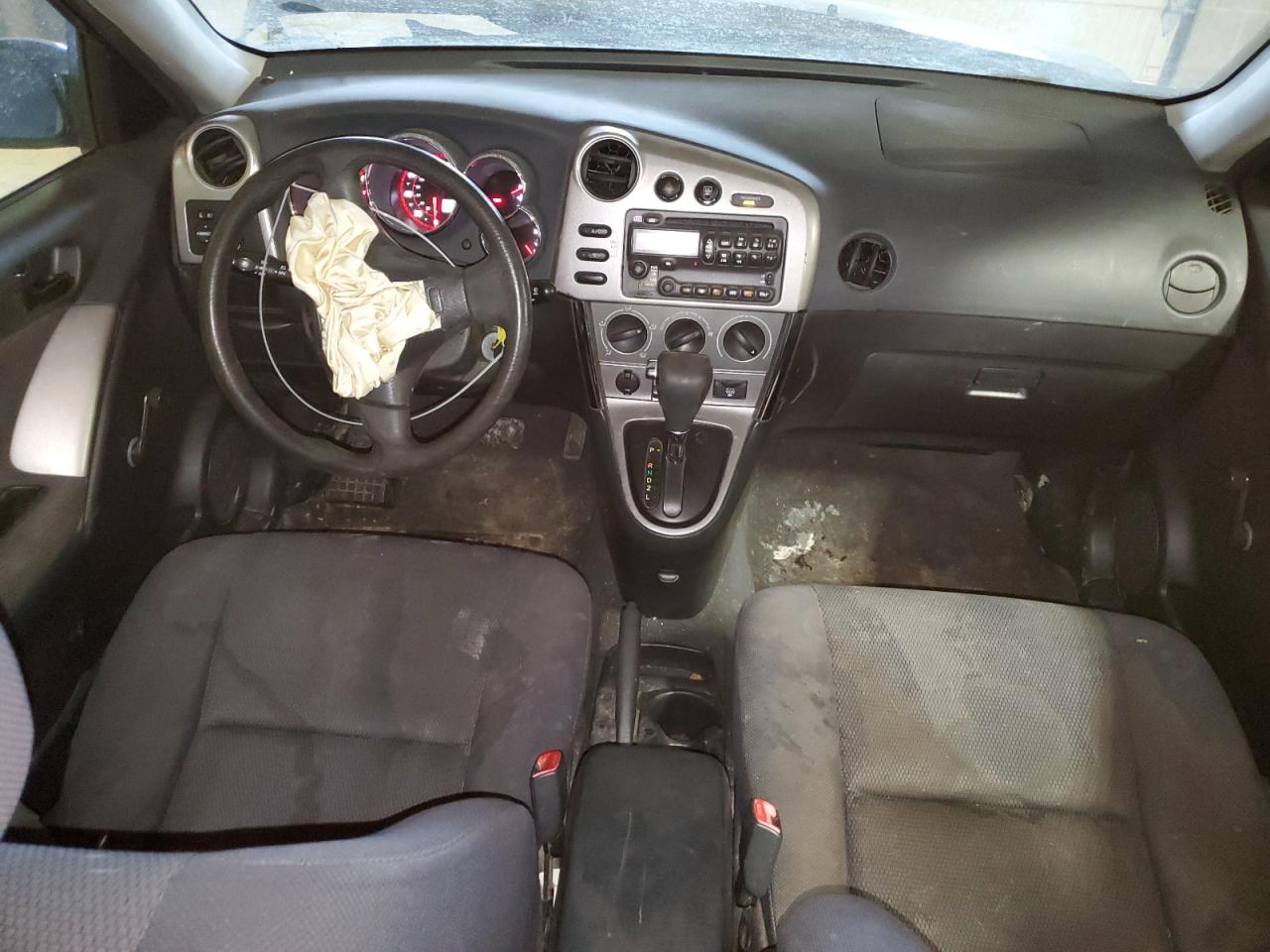 2005 Pontiac Vibe - Image 8