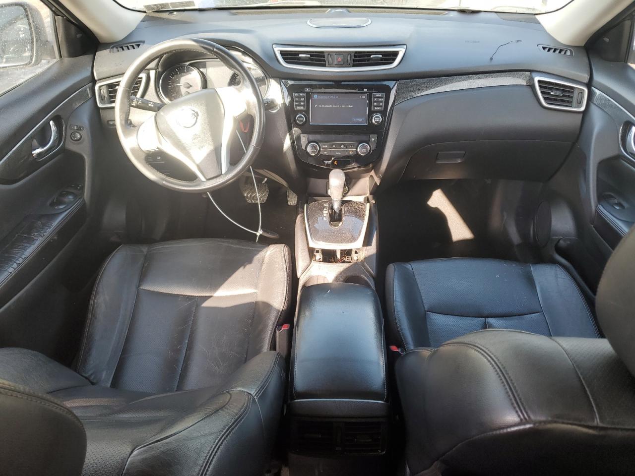 2015 Nissan Rogue - Image 8