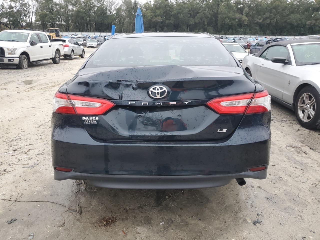 2018 Toyota Camry - Image 6