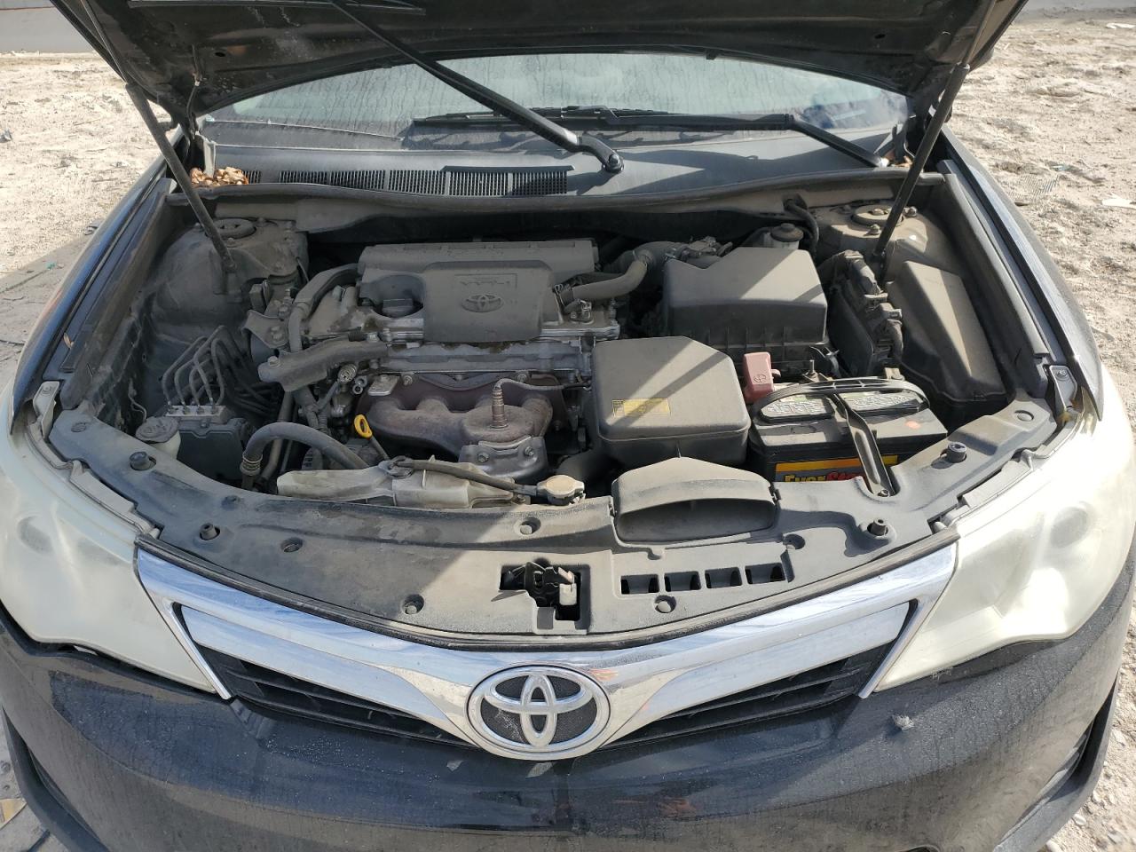 2012 Toyota Camry - Image 12