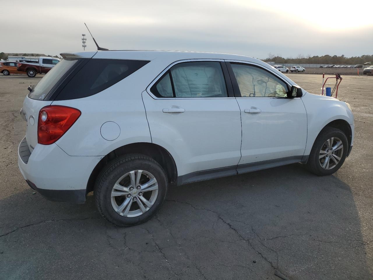 2012 Chevrolet Equinox - Image 3