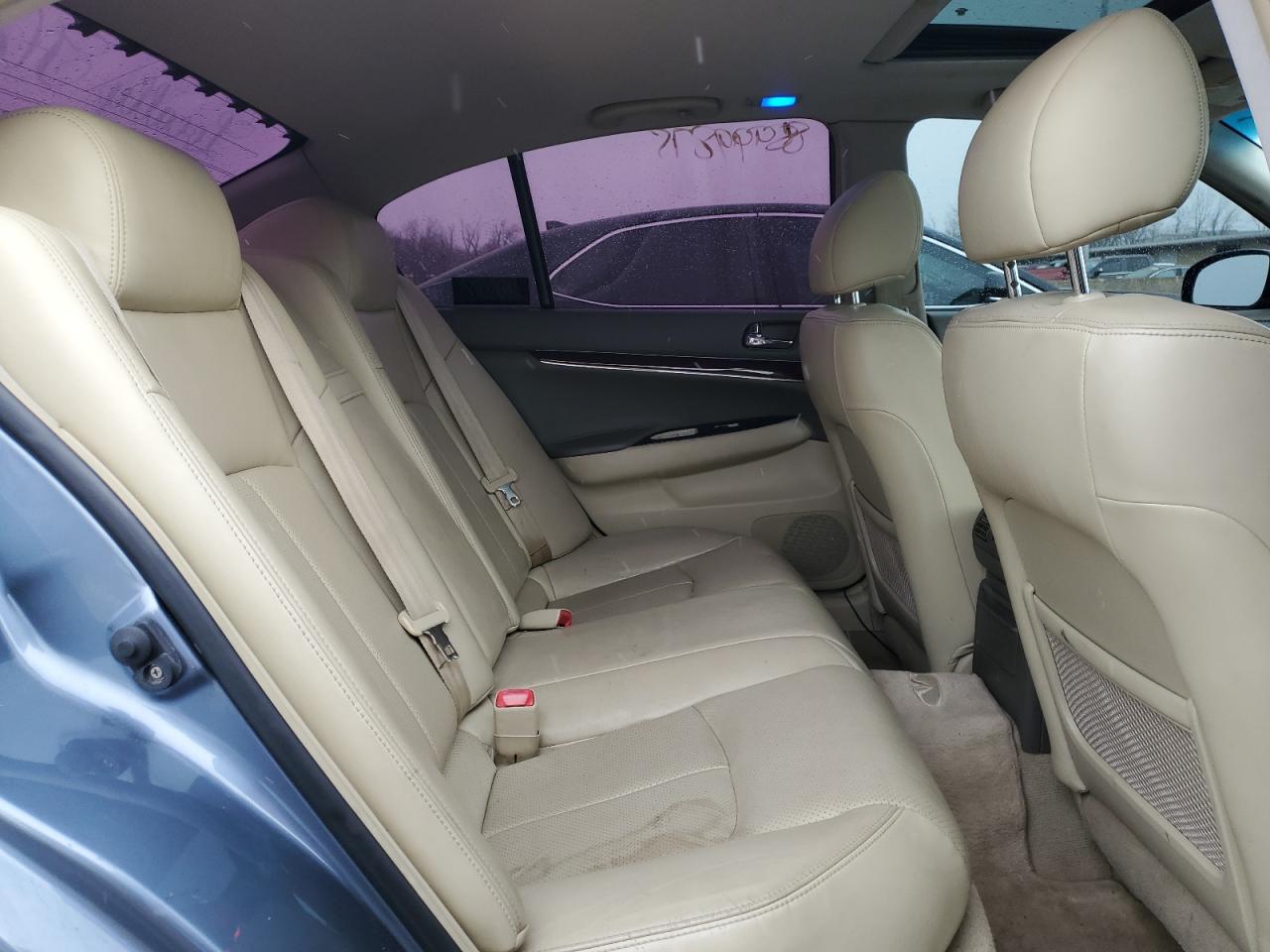 2008 Infiniti G - Image 10