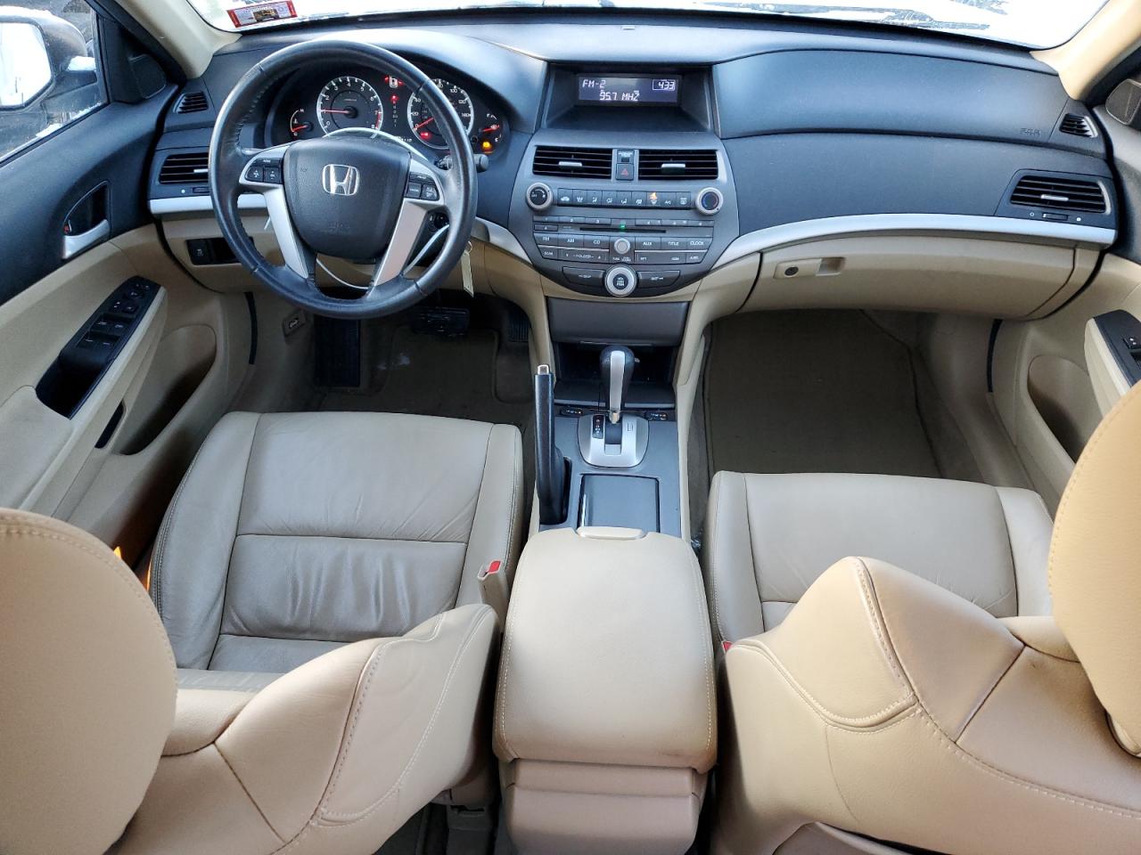 2011 Honda Accord - Image 8