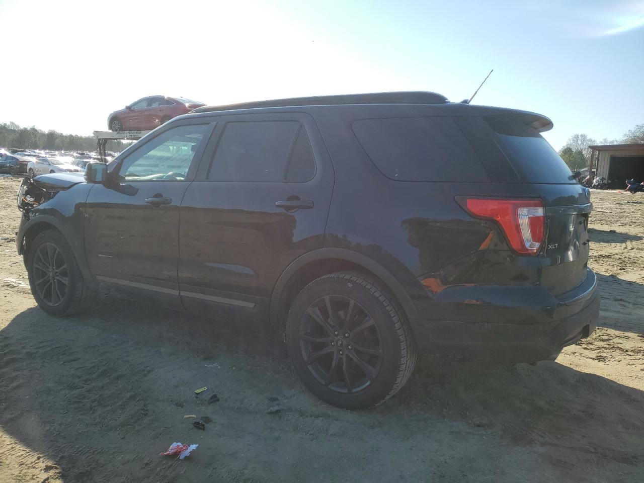 2019 Ford Explorer - Image 2