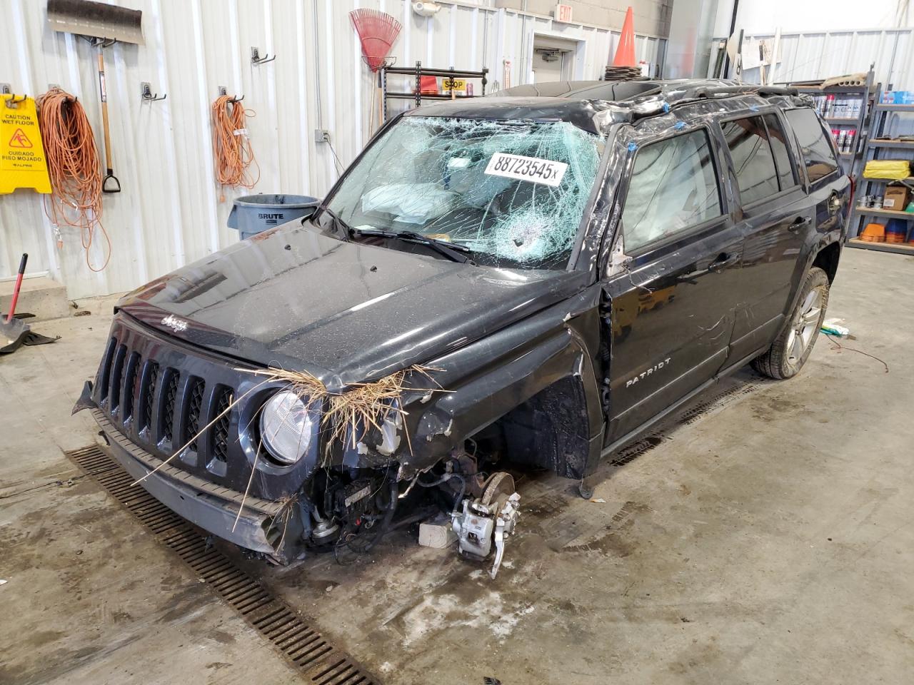 VIN 1C4NJRFB6ED658955 2014 JEEP PATRIOT no.1