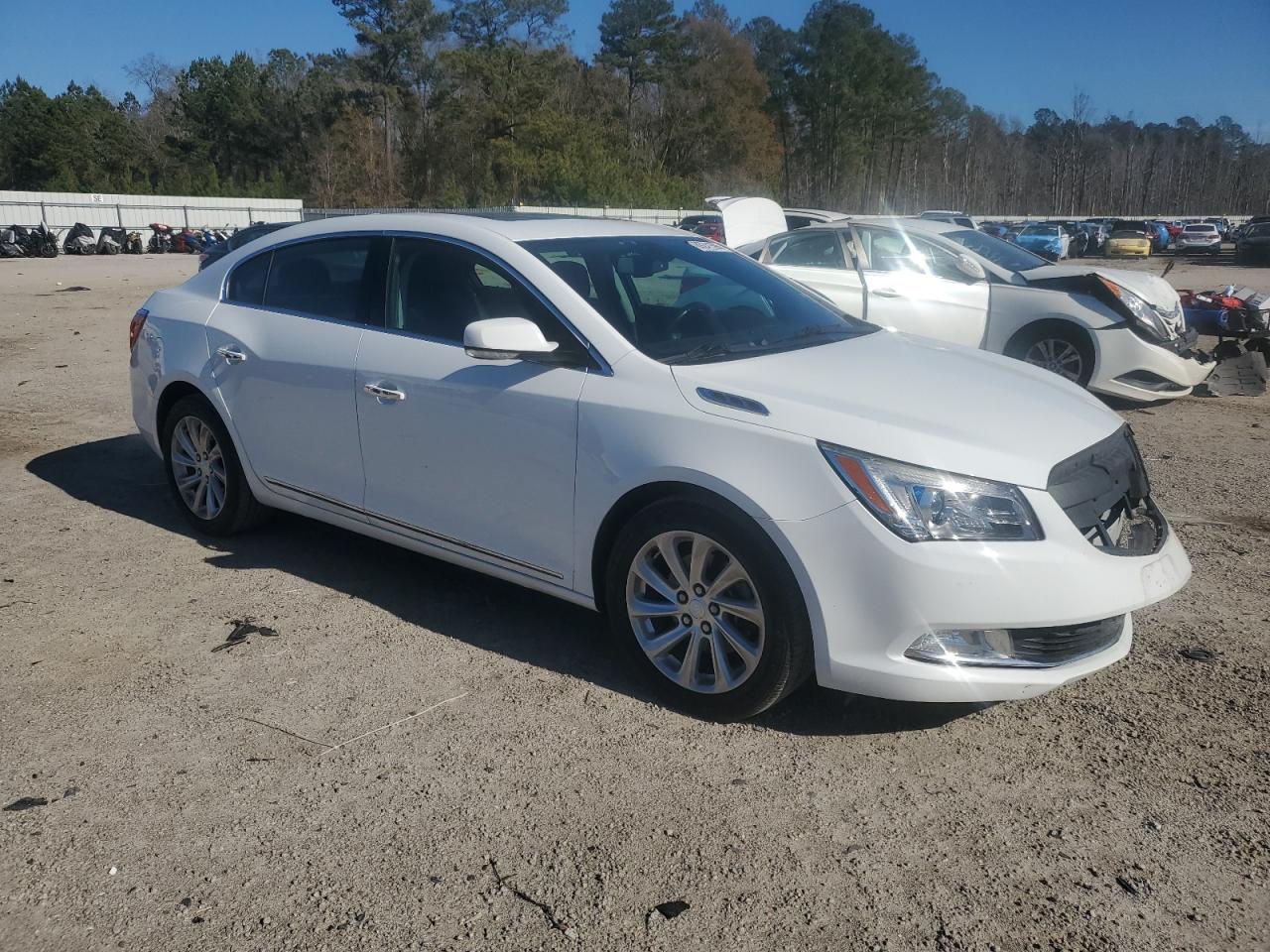 2016 Buick LaCrosse - Image 4
