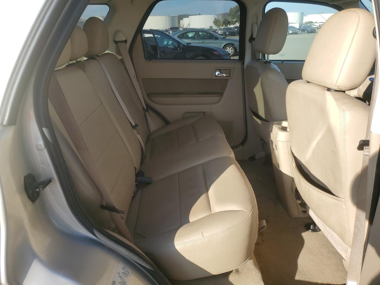 2012 Ford Escape - Image 11