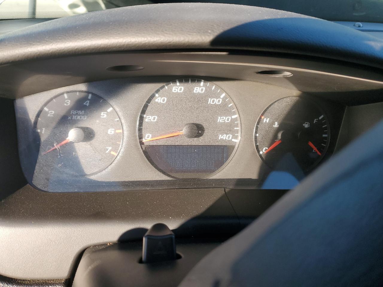 2010 Chevrolet Impala - Image 9