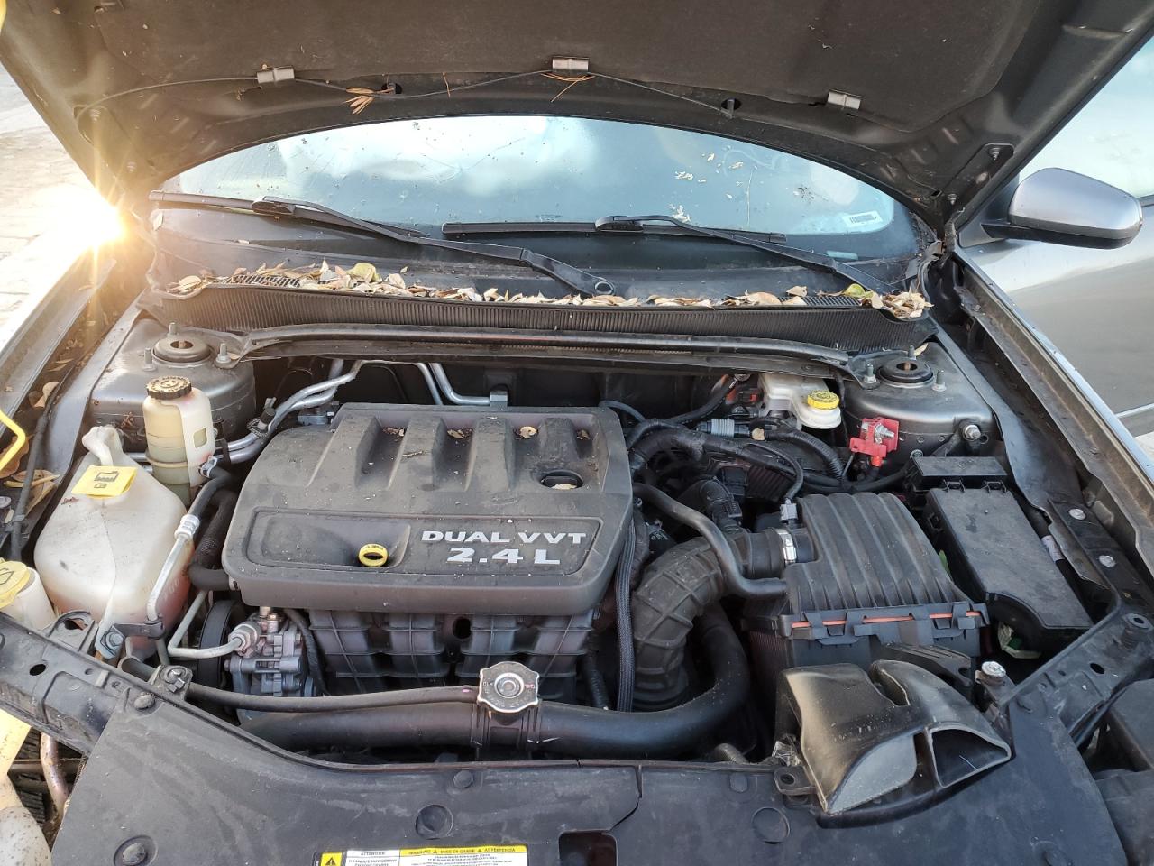 2011 Dodge Avenger - Image 12