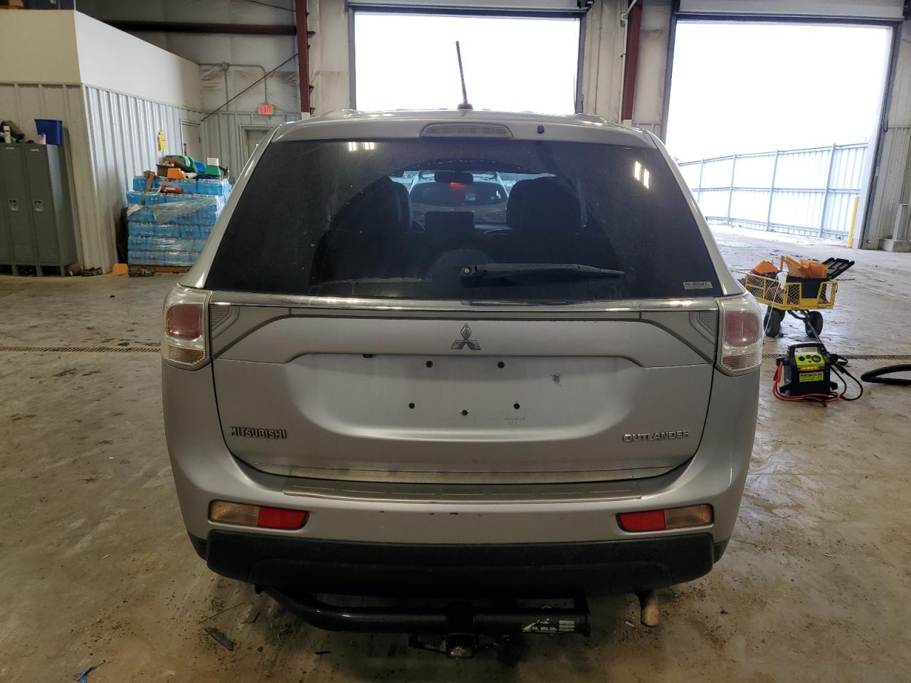 2014 Mitsubishi Outlander - Image 6