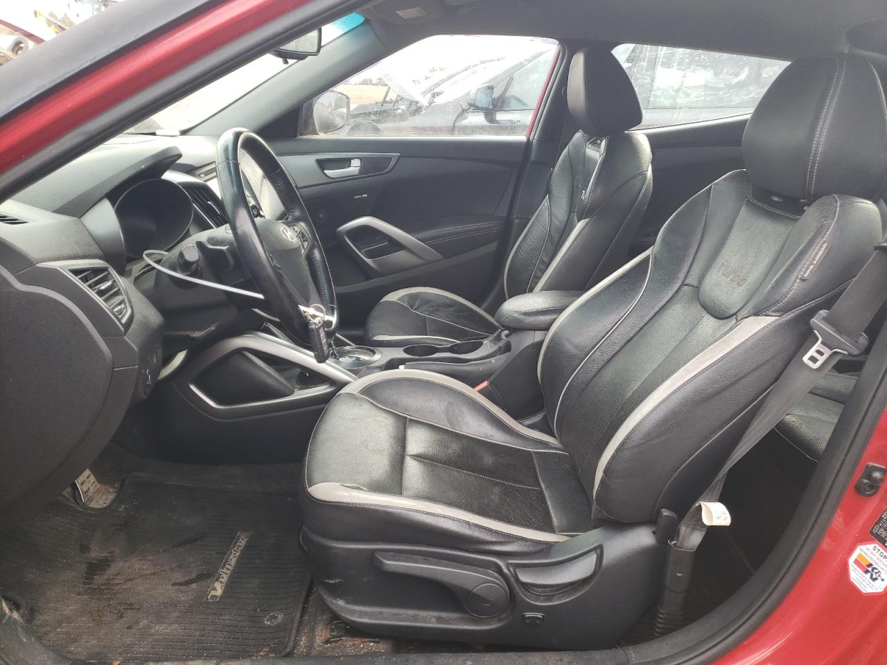 2014 Hyundai Veloster - Image 7