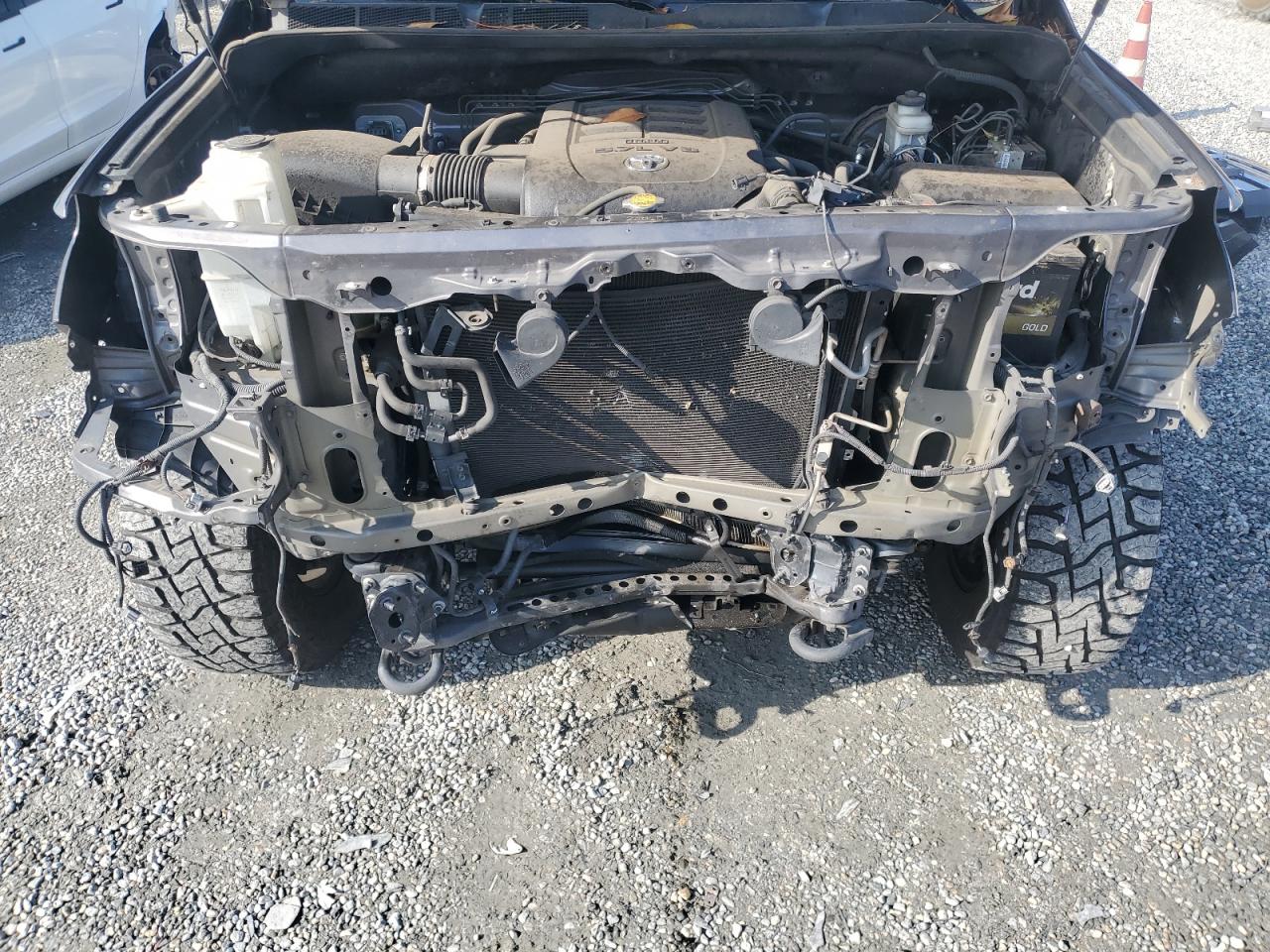 2016 Toyota Tundra - Image 11