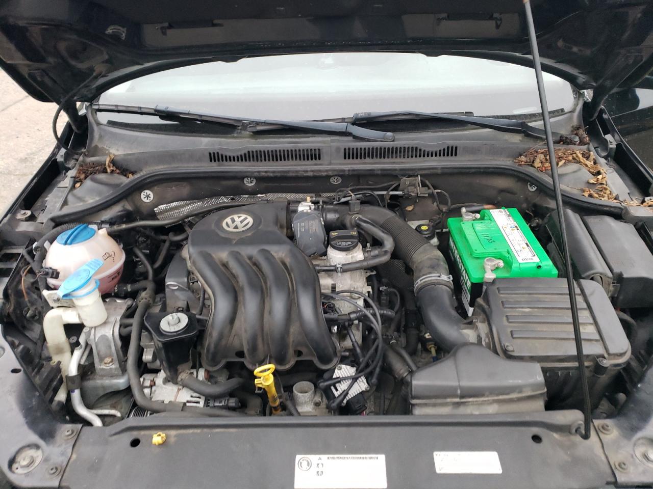 2015 Volkswagen Jetta - Image 11