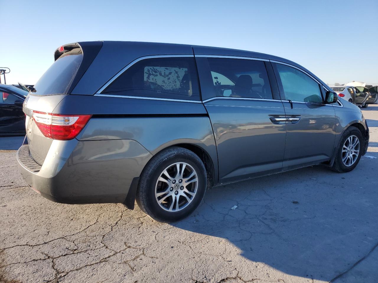 2012 Honda Odyssey - Image 3