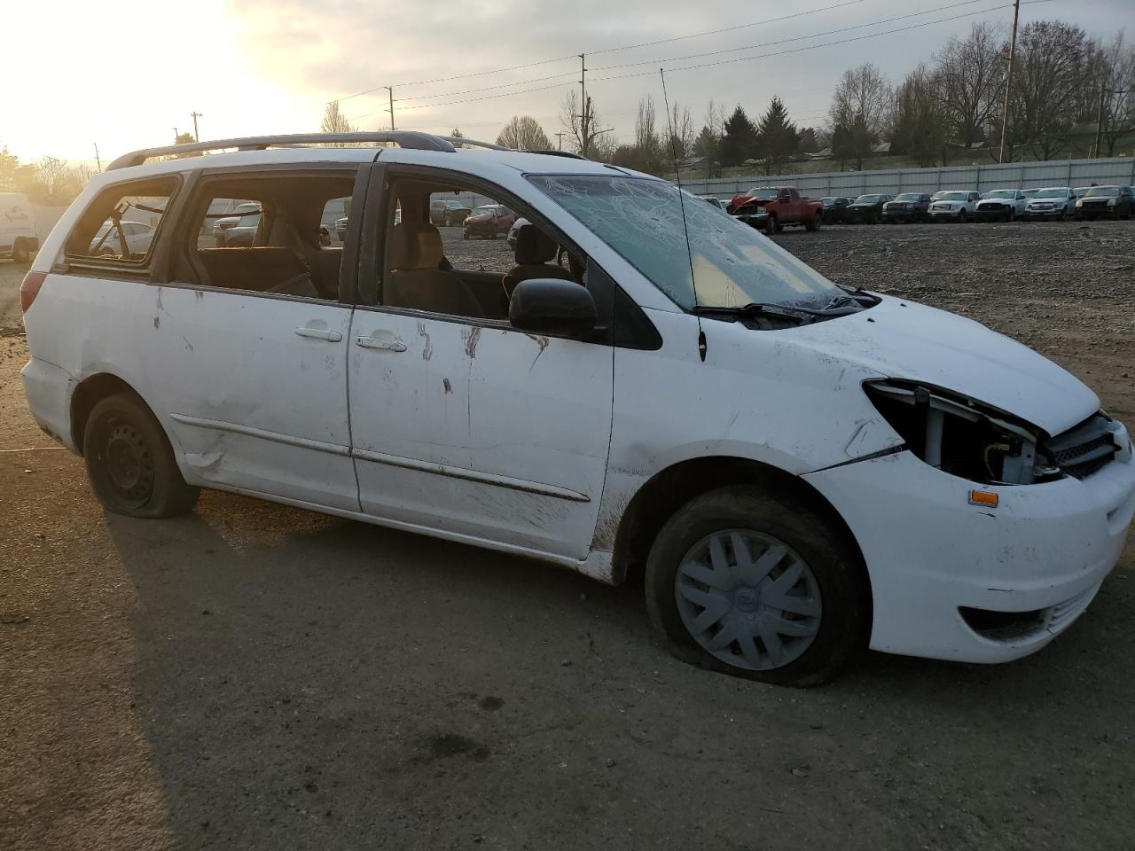 2005 Toyota Sienna - Image 4