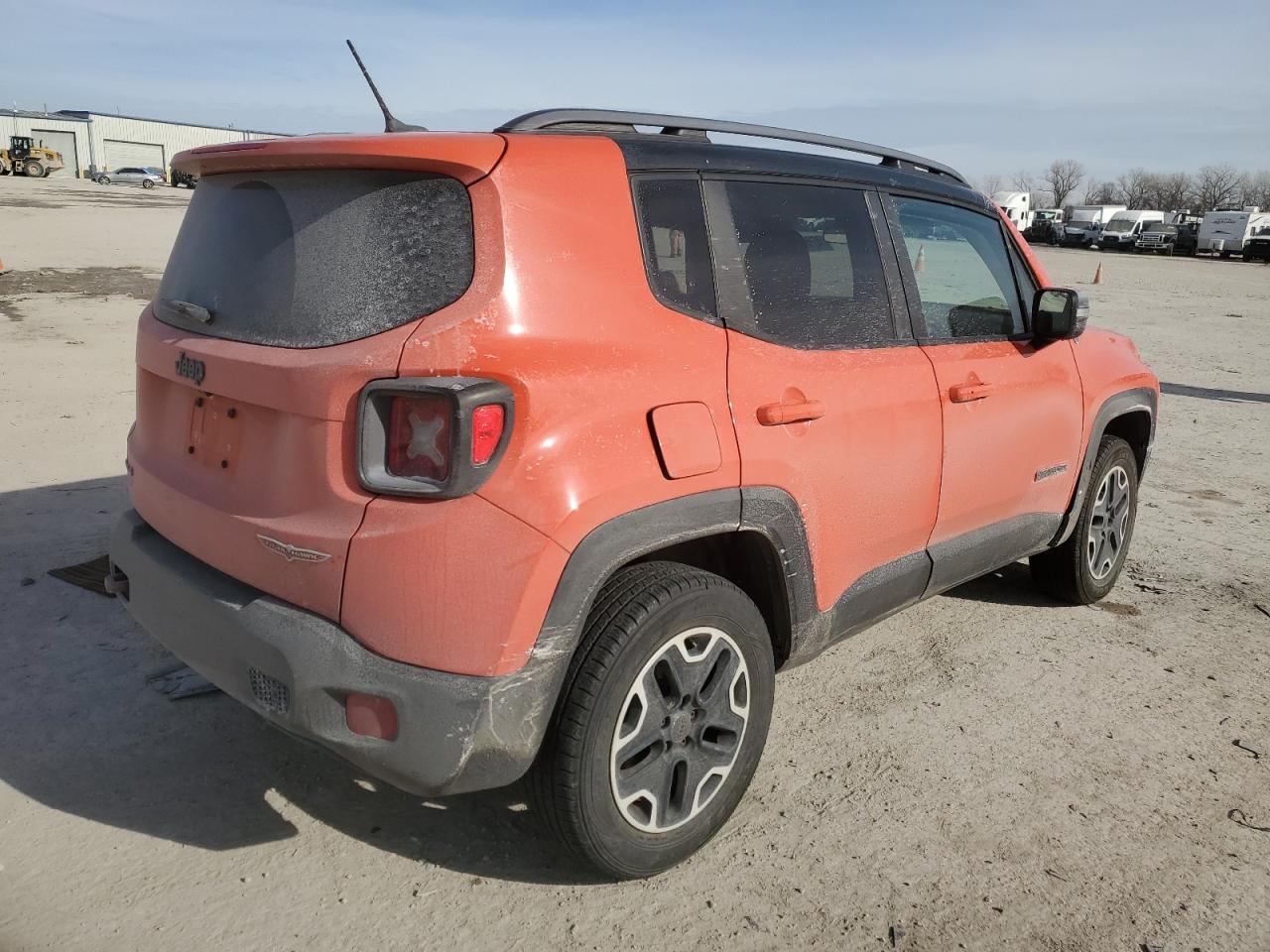 2015 Jeep Renegade - Image 3