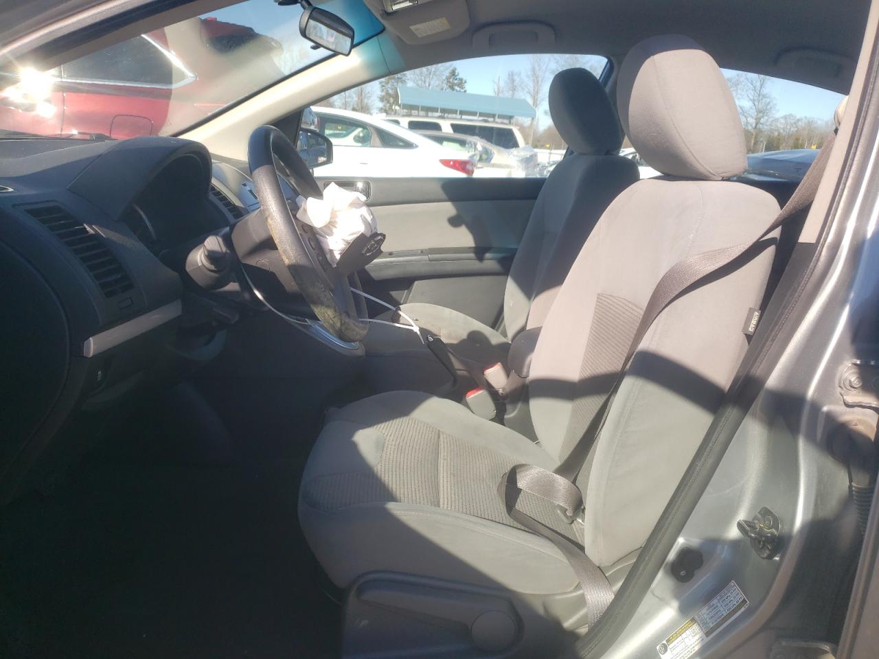 2012 Nissan Sentra - Image 7