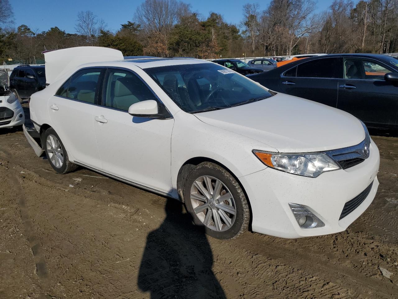 2014 Toyota Camry - Image 4