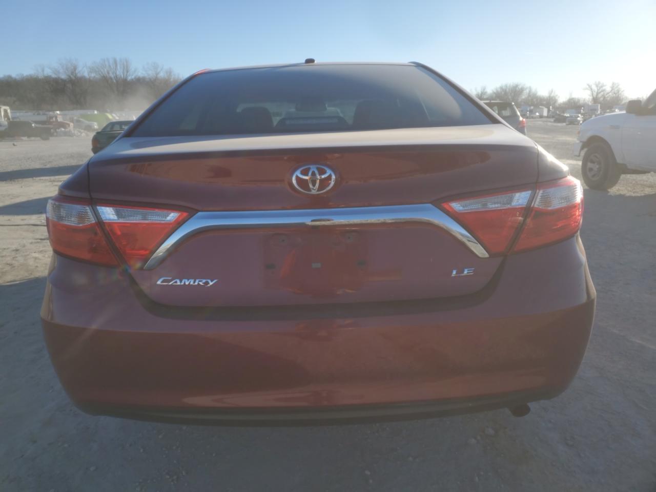 2015 Toyota Camry - Image 6